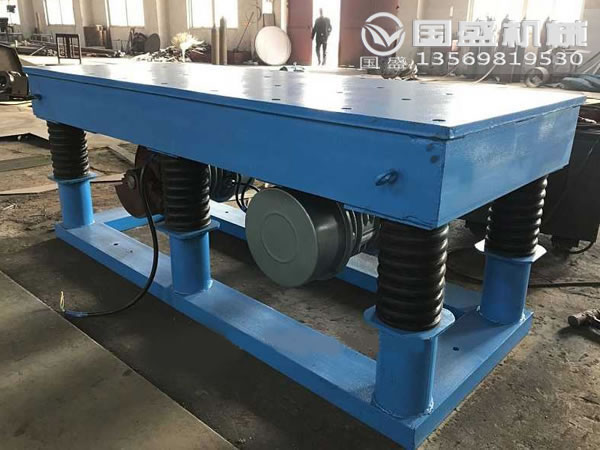 振動(dòng)電機(jī)結(jié)構(gòu)圖 振動(dòng)電機(jī)結(jié)構(gòu)圖