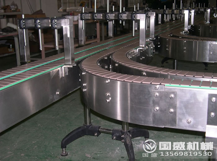 不銹鋼鏈板式輸送機(jī) 不銹鋼鏈板式輸送機(jī)